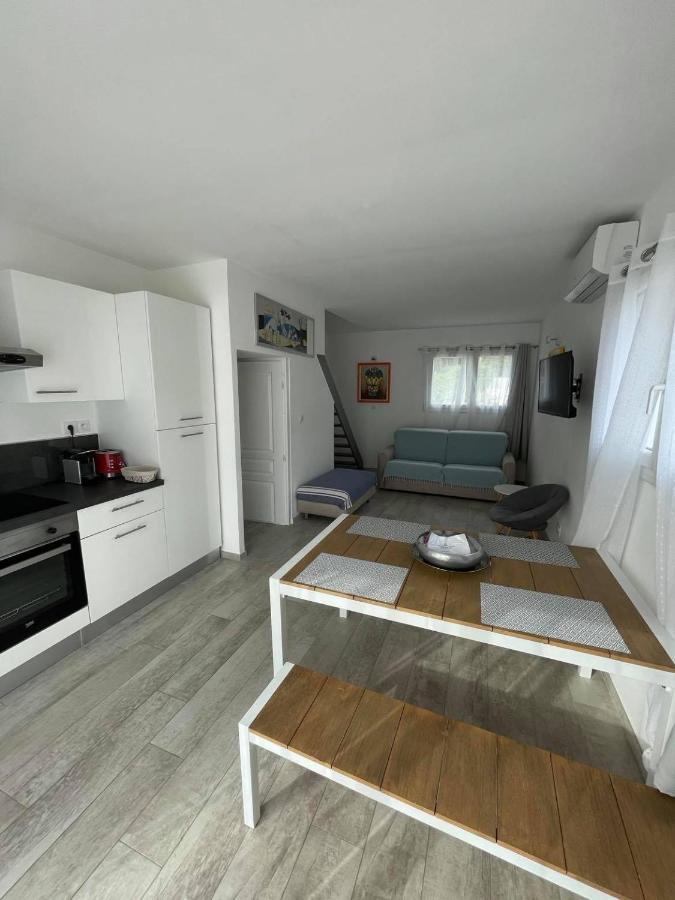 Maxima Sunset Apartment แซ็งต์-แมกซีม ภายนอก รูปภาพ