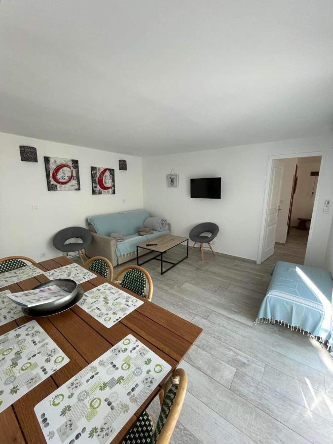 Maxima Sunset Apartment แซ็งต์-แมกซีม ภายนอก รูปภาพ