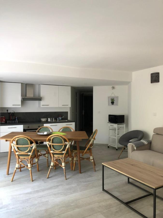Maxima Sunset Apartment แซ็งต์-แมกซีม ภายนอก รูปภาพ